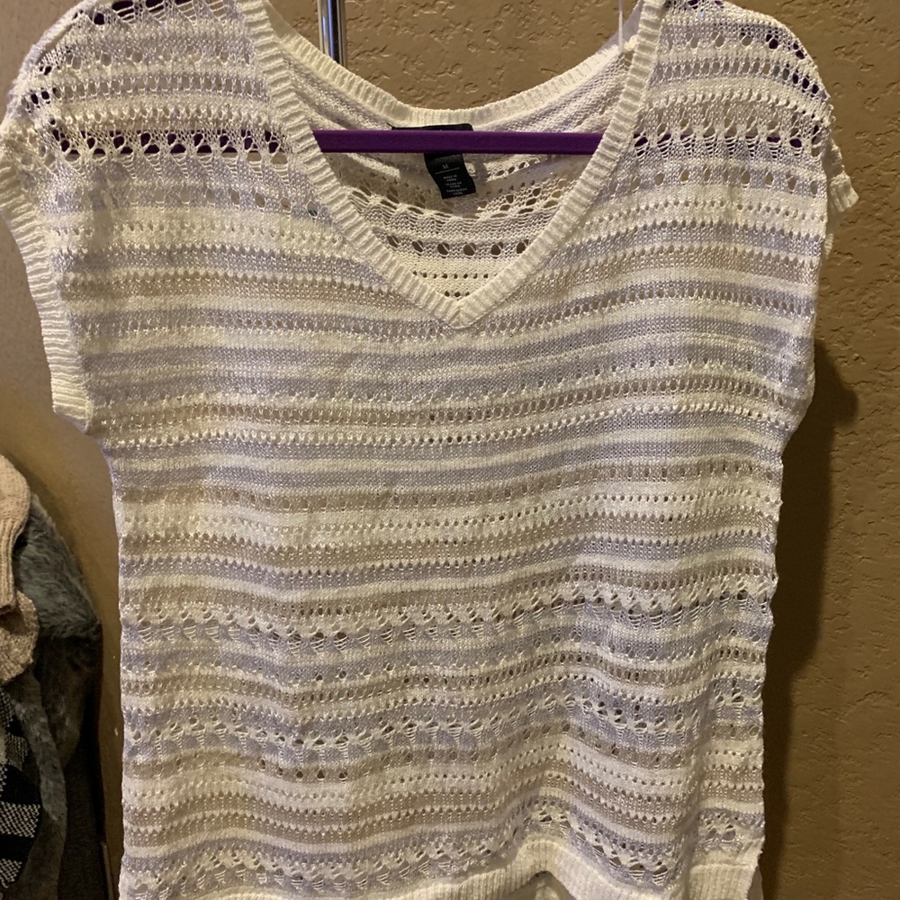 Sweater - Picture 2 of 2